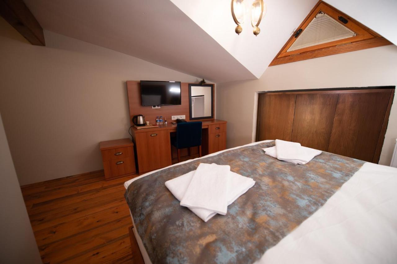 Ahiska Palas Otel Карс Екстериор снимка